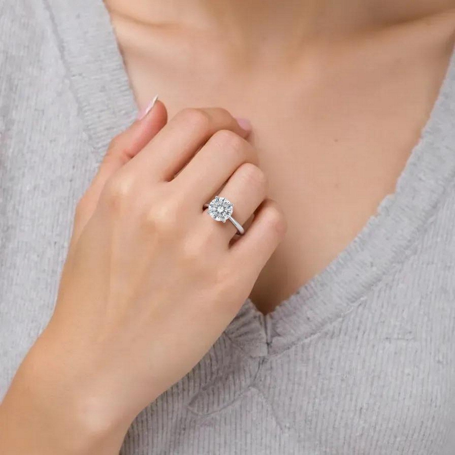 1 1/2 Carat Round Lab Grown IGI G/VS1 Diamond Ring in 10K White Gold