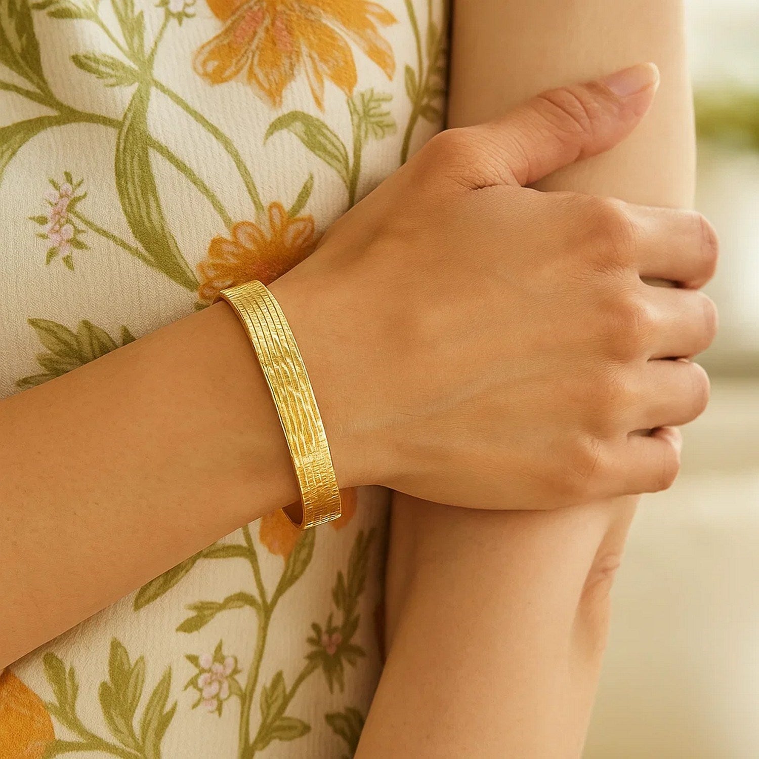 Glacier Bracelet in 14K Yellow Gold (8.00 mm)